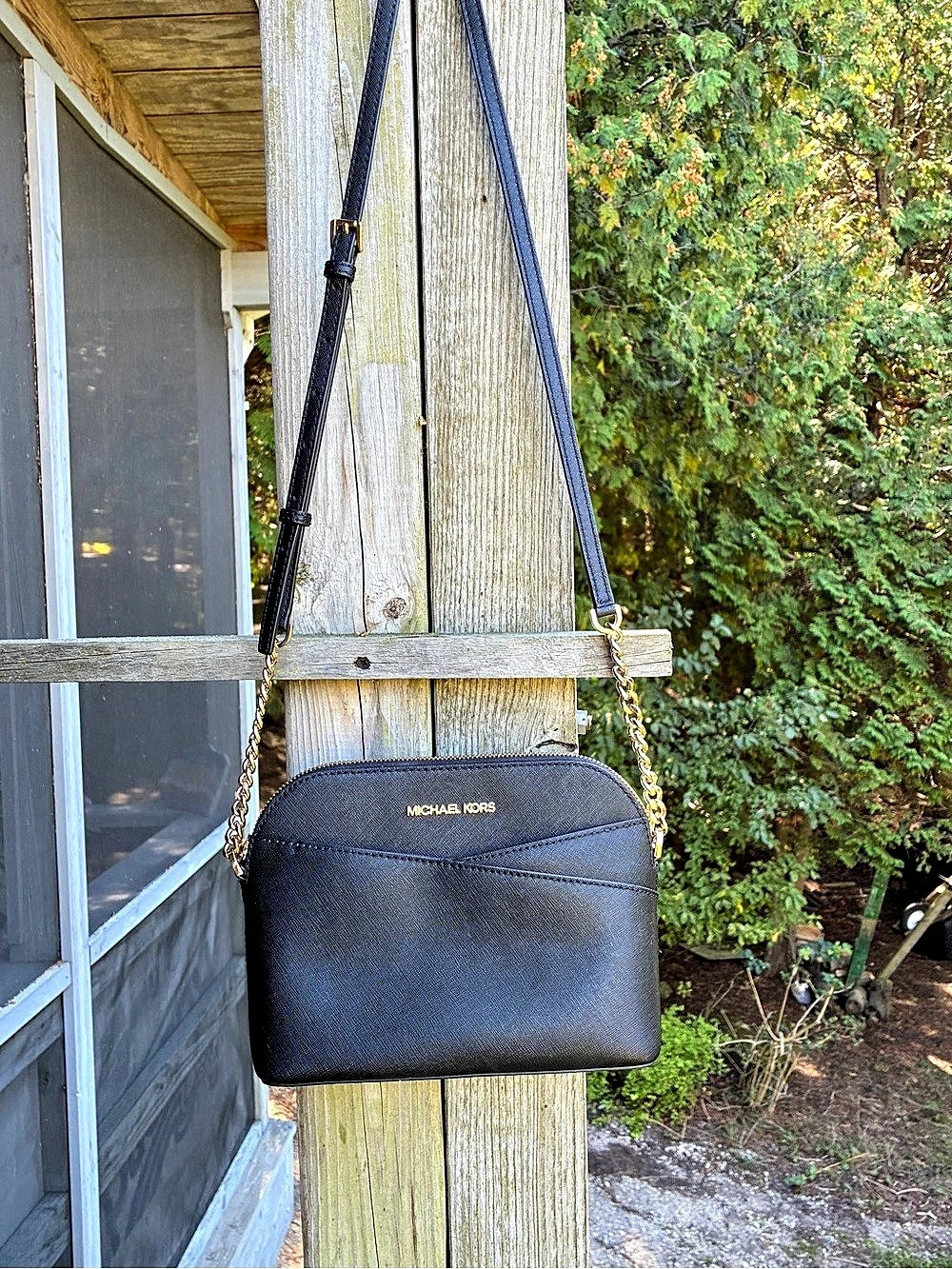 Michael Kors Jet Set Travel Medium Saffiano Leather Dome Crossbody Bag Black